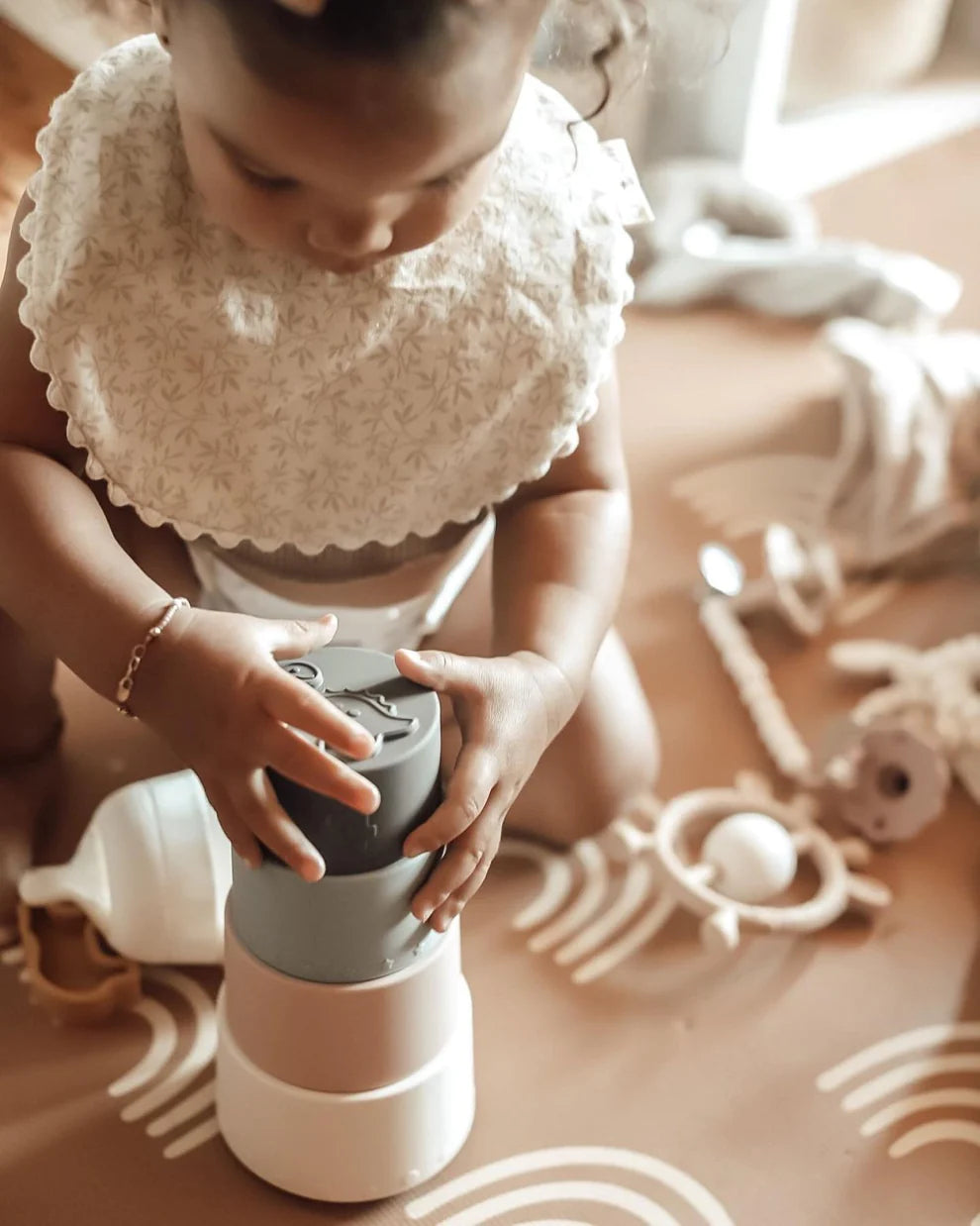 Large Stacking Cups